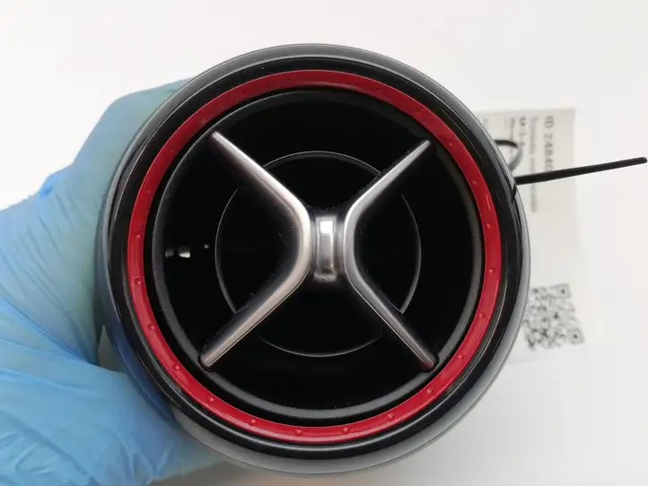 Mercedes-Benz CLA C117,X117,W117 (2013 - 2019) A1768301054 Боковой воздушный дефлектор — фото 9