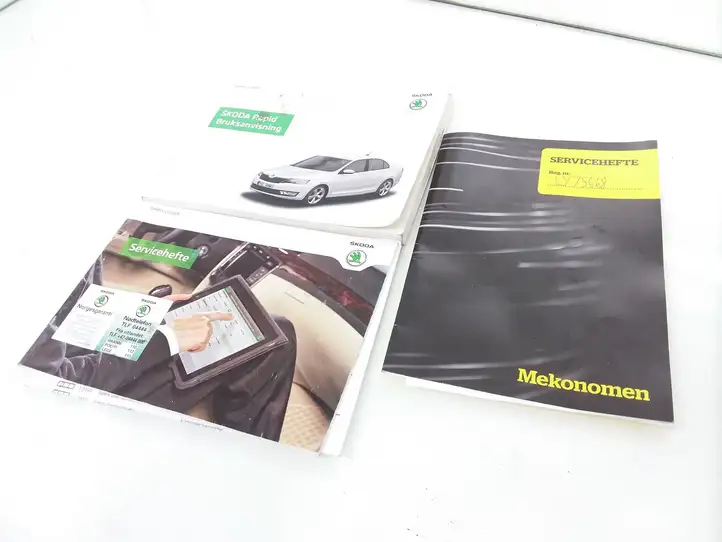 Skoda Rapid (NH) (2012 - 2019) Сервисная книжка — фото 1