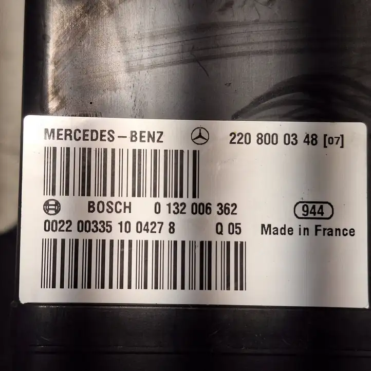 Mercedes-Benz S W220 (1998 - 2006) 2208000348 Вакуумный насос центрального замка — фото 6