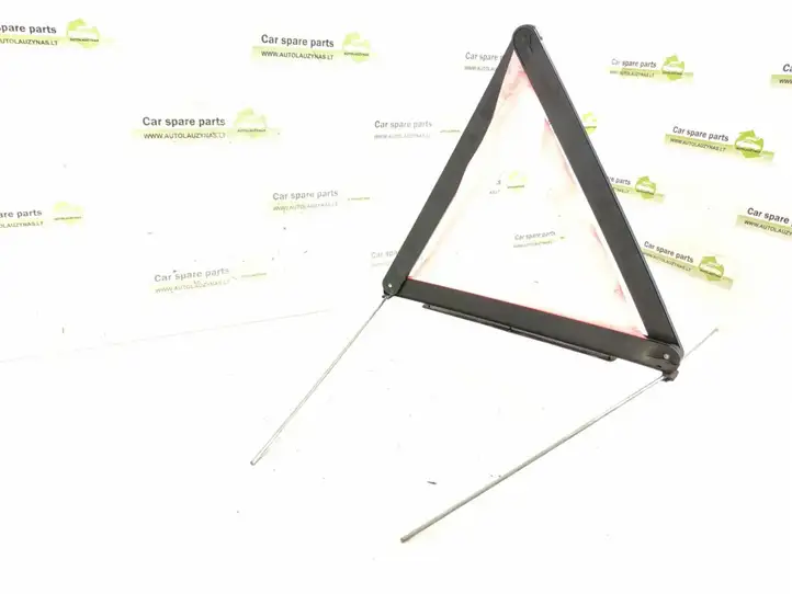 Mercedes-Benz A W169 (2004 - 2012)   Аварийный знак