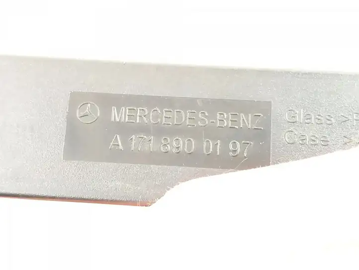 Mercedes-Benz A W169 (2004 - 2012)   Аварийный знак