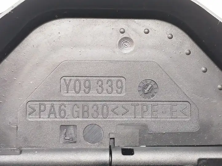 Mercedes-Benz CLA C117,X117,W117 (2013 - 2019) A1768301054 Боковой воздушный дефлектор — фото 3