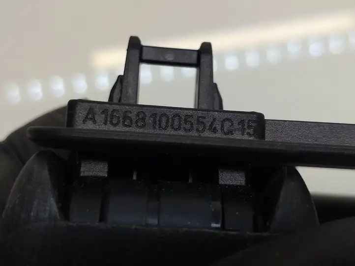 Mercedes-Benz EQC (2018 - ) A0998150000 Потолочная ручка задняя — фото 6