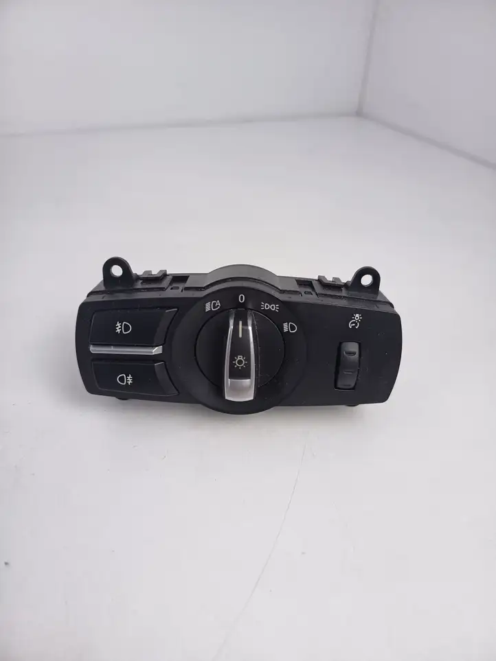 BMW X3 F25 (2010 - 2017) 6803965 Включатель фонарей — фото 5