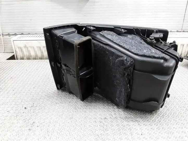 Toyota Avensis Verso (2001 - 2004) 5540544110 Вещевой ящик — фото 3