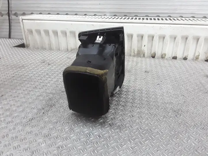 Toyota Corolla Verso E121 (2001 - 2004) 5556310050 Боковой воздушный дефлектор — фото 2