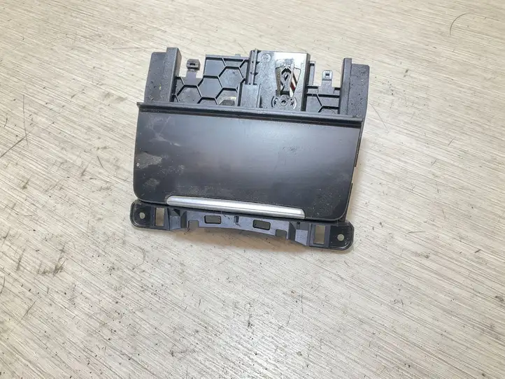 Audi A6 (2004 - 2008)  8K0857951 Передняя пепельница