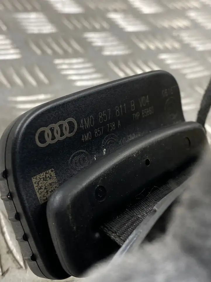 Audi Q7 4M (2015 - ) 4M0857811B Ремень безопасности 3-го ряда — фото 4