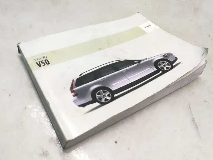 Volvo V50 (2004 - 2008) Руководство пользователя — фото 1