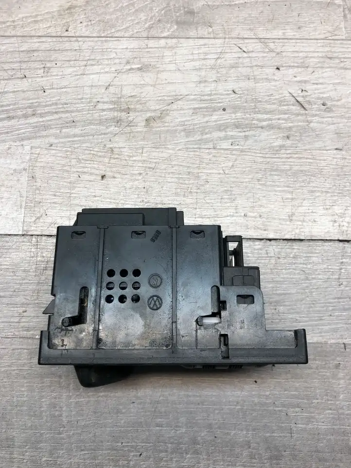 Volkswagen Multivan T4 (1991 - 2003) 1H6941532E Включатель фонарей — фото 2