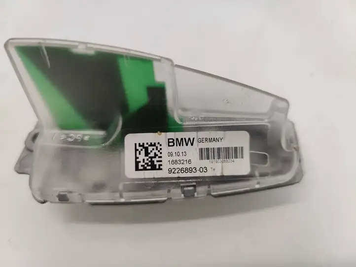 BMW 3 F30 F35 F31 (2012 - 2018) 9226893 GPS антенна — фото 5