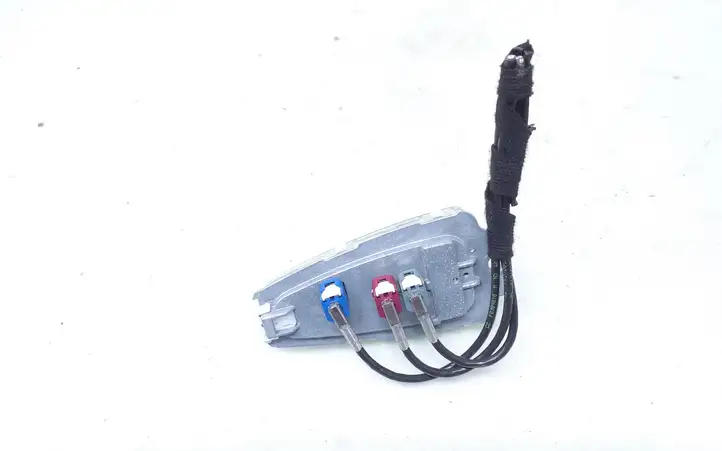 BMW 1 F20 F21 (2011 - 2019) 9226896 GPS антенна — фото 4