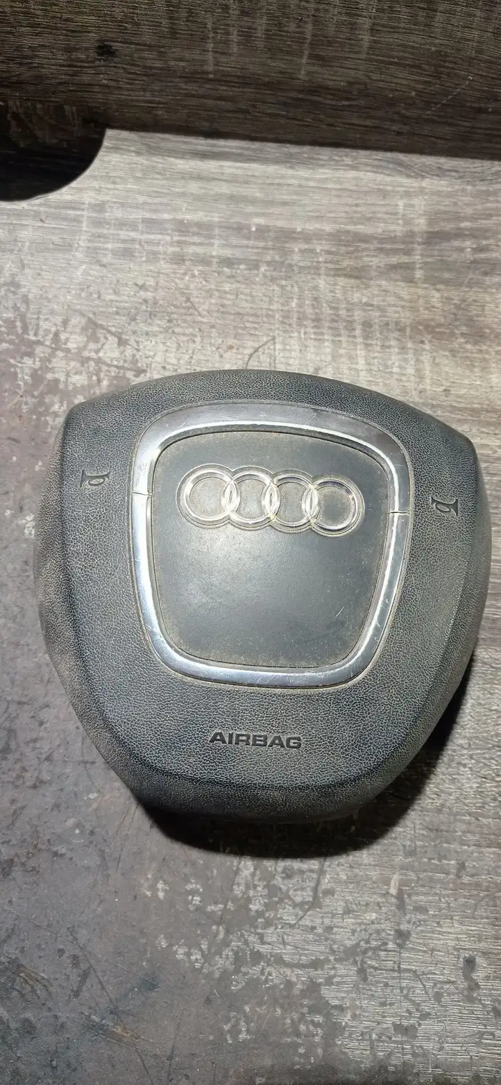Audi A3/S3 8P (2004 - 2008) 8P0880201AM Подушка безопасности руля — фото 1