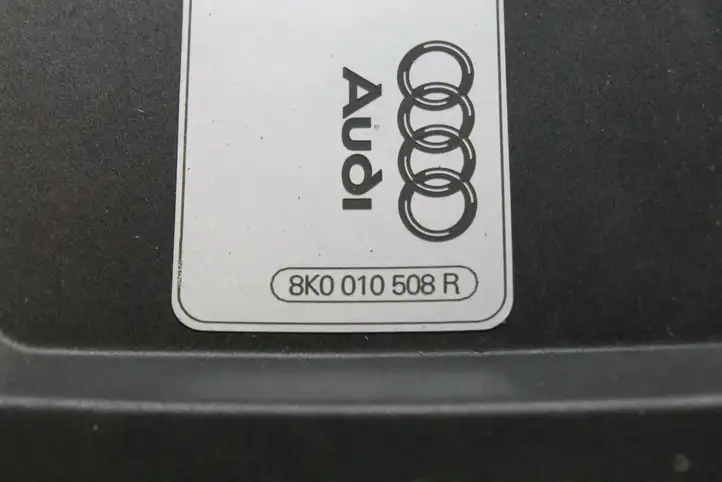 Audi A7 S7 4G (2010 - 2014) 8K0010508R Отделка лючка топливного бака — фото 6