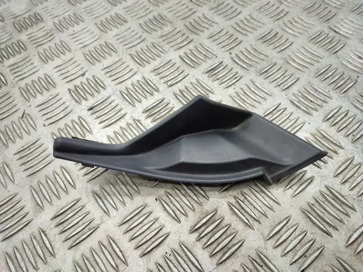 Mitsubishi Outlander (2018 - 2021)  7405A538 Отделка стоек лобового стекла