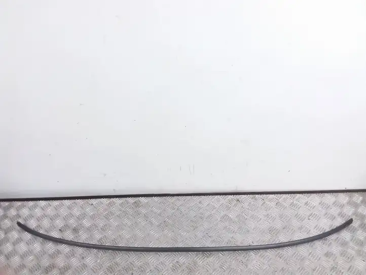 Volvo V60 (2013 - 2018) 30799663 Накладка стоек лобового стекла — фото 1