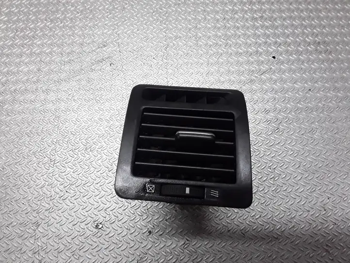 Toyota Corolla Verso E121 (2001 - 2004) 5565013020 Боковой воздушный дефлектор — фото 1