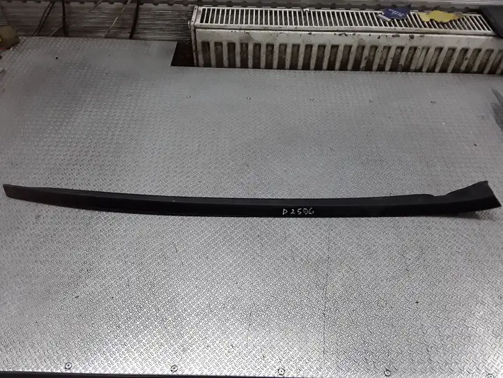Opel Astra J (2009 - 2012) 13280302 Накладка стоек лобового стекла — фото 2