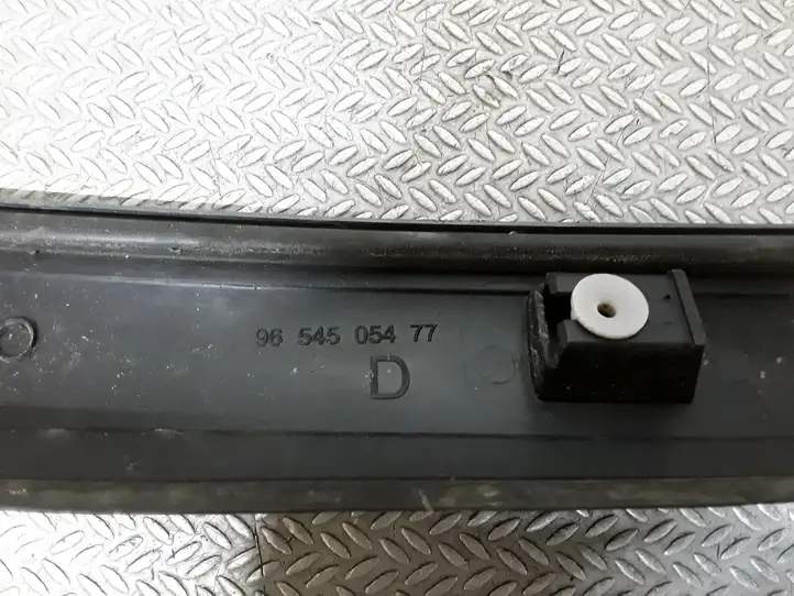 Citroen C4 I Picasso (2006 - 2013) 9654505477 Накладка стоек лобового стекла — фото 3
