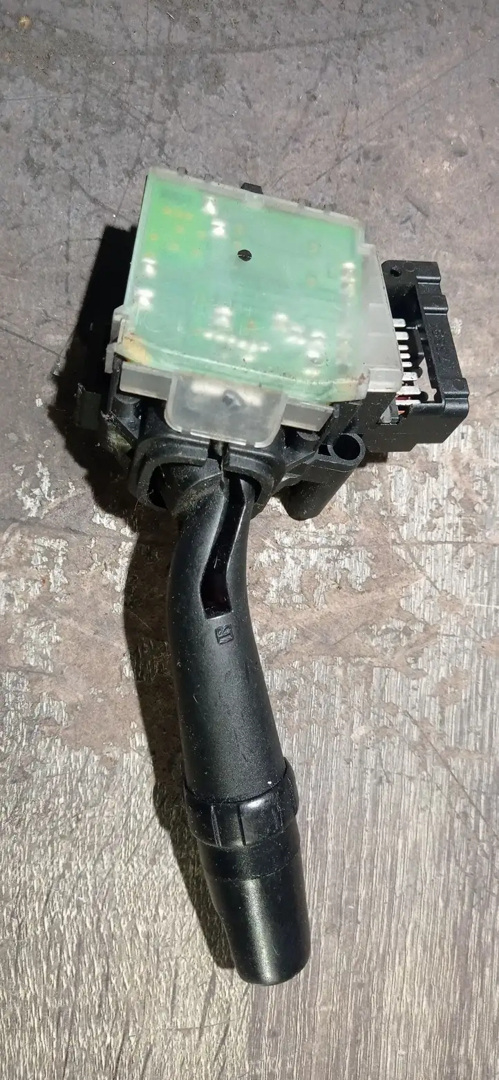 Toyota Avensis T250 (2003 - 2006) 173654 Переключатель стеклоочистителей — фото 2