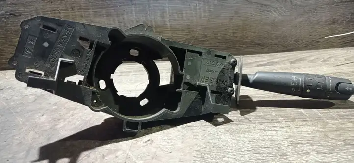 Citroen Xsara Picasso (1999 - 2012) 34394302 Переключатель стеклоочистителей — фото 1