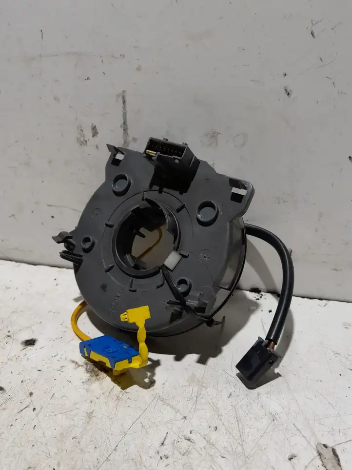 Opel Zafira B (2003 - 2006) 24436920 Контактное кольцо SRS — фото 2