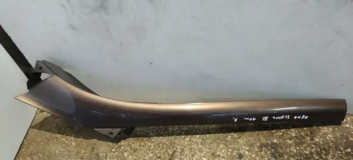 Renault Scenic III - Grand scenic III (2009 - 2016) 768340002RB Накладка стоек лобового стекла — фото 2