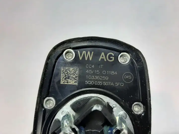 Volkswagen Golf VII (2013 - 2019) 5Q0035507A GPS антенна — фото 4