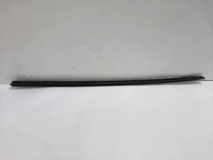 Audi A5 8T 8F (2007 - 2011) 8T0854327A Накладка стоек лобового стекла — фото 2