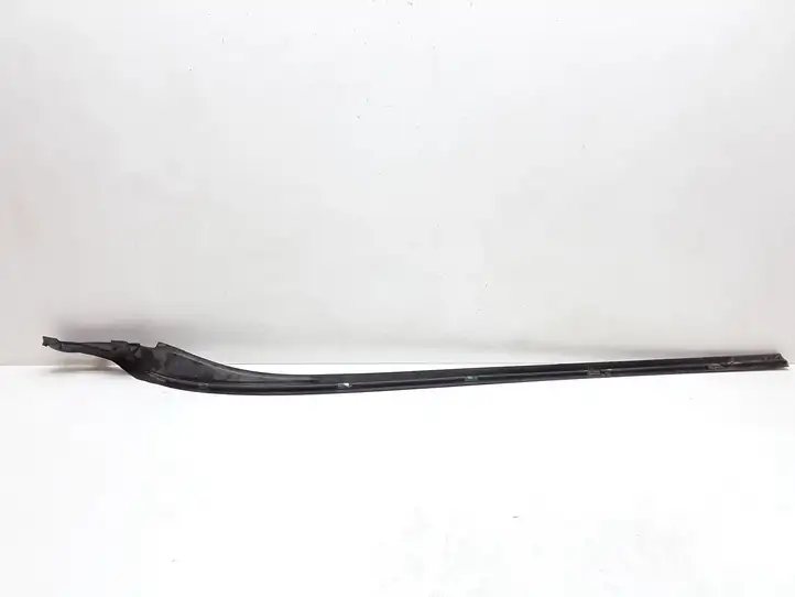 Volvo V60 (2010 - 2013) 30753986 Накладка стоек лобового стекла — фото 2