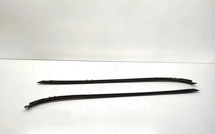 BMW 3 E90 E91 (2005 - 2012) 7173264 Накладка стоек лобового стекла — фото 2