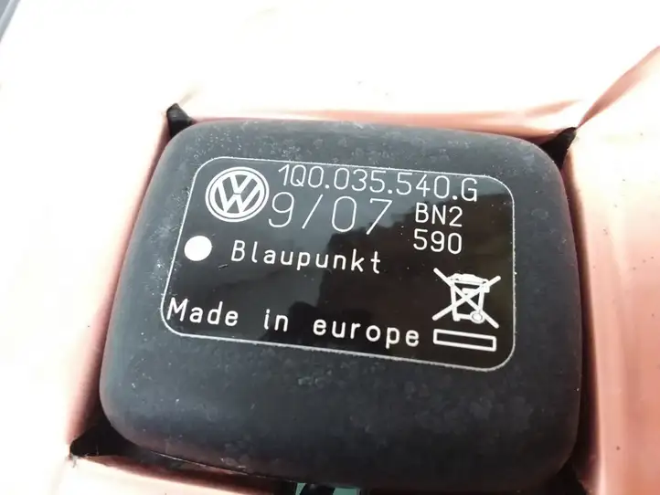 Volkswagen Eos (2006 - 2010) 1Q0035502R GPS антенна — фото 6