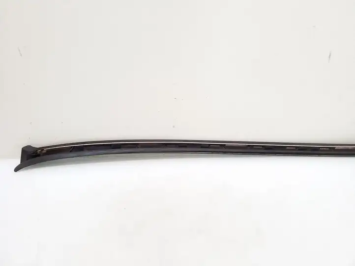 Mercedes-Benz C W204 (2007 - 2014)  0800023 Отделка стоек лобового стекла