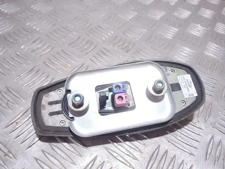 Jaguar XF X250 (2007 - 2015) 7W9319C089AA0MEE GPS антенна — фото 3