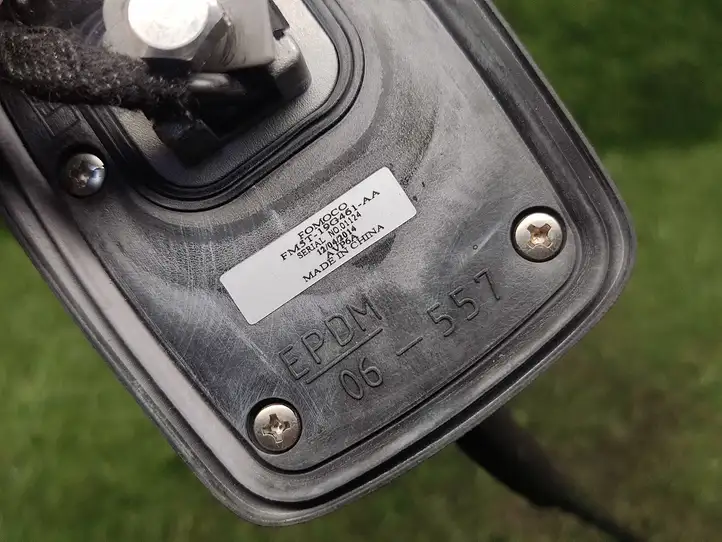 Ford Fiesta (2013 - 2017) FM5T19G461AA GPS антенна — фото 3