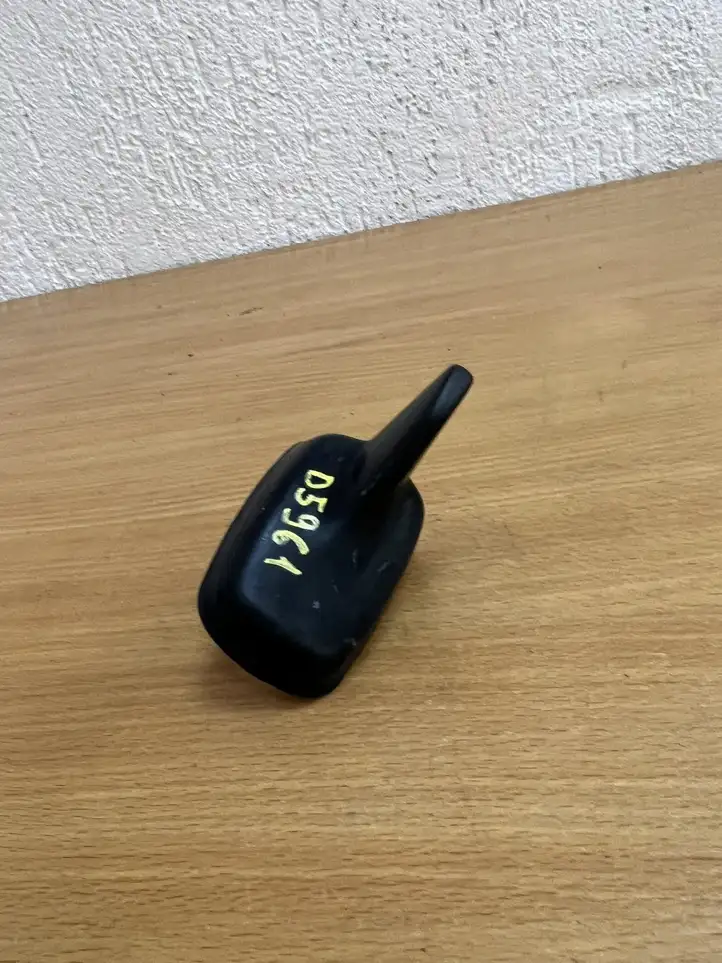 Volkswagen Golf VII (2013 - 2019) 5Q0035507A GPS антенна — фото 6