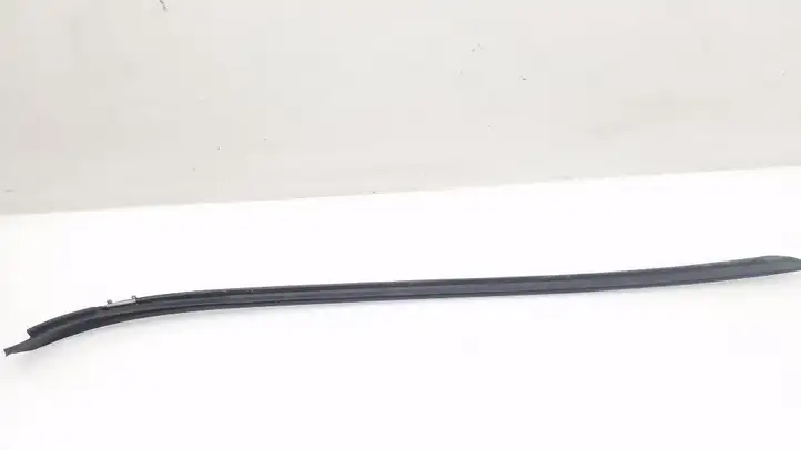 BMW 3 E90 E91 (2005 - 2012) 7179263 Накладка стоек лобового стекла — фото 3