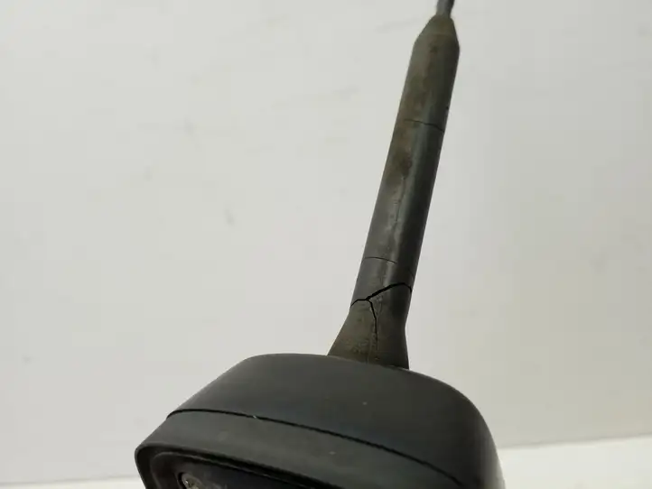 Ford Focus (2011 - 2015) CM5T19G461BH GPS антенна — фото 4