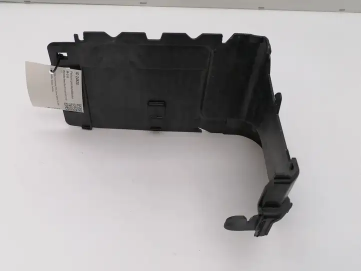 Mercedes-Benz CLA C117,X117,W117 (2013 - 2019) A2465410105 Перегородка аккумулятора — фото 4