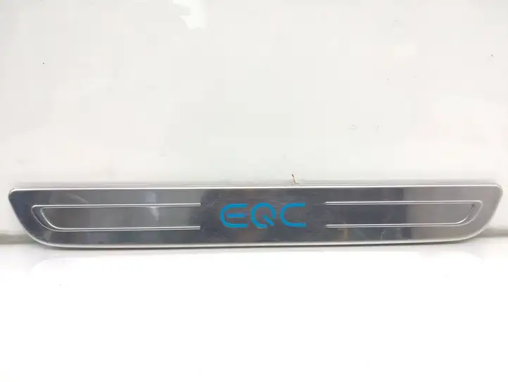 Mercedes-Benz EQC (2018 - ) A2936803401 Внутренняя отделка переднего порога — фото 1
