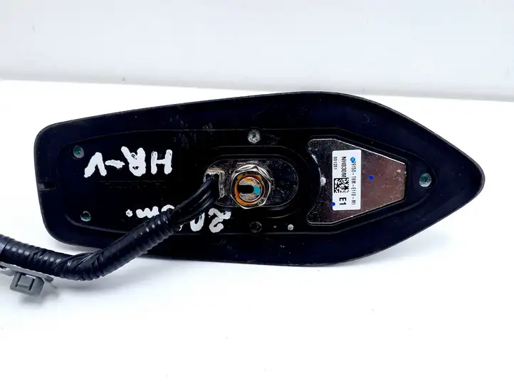 Honda HR-V (2015 - 2020) 39150T8ME110M1 GPS антенна — фото 4