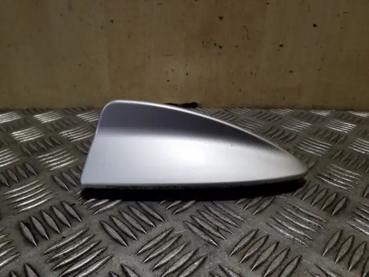 BMW X3 F25 (2010 - 2017) 6982664 Крышка GPS-антенны — фото 2