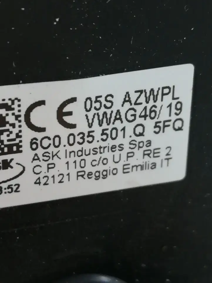 Skoda Fabia Mk3 (NJ) (2015 - 2021) 6C0035501Q GPS антенна — фото 4