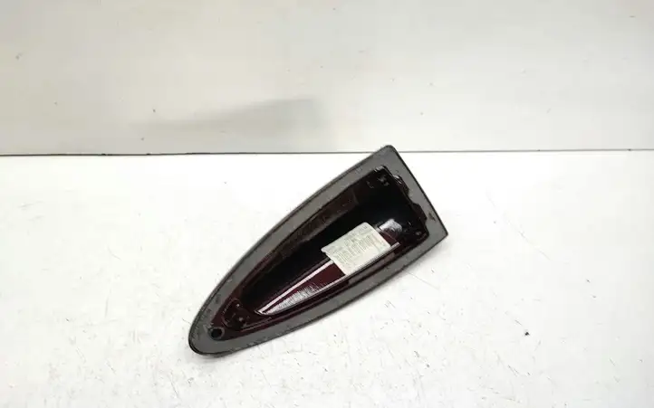 BMW 3 E90 E91 (2005 - 2012) 9139388 Крышка GPS-антенны — фото 2