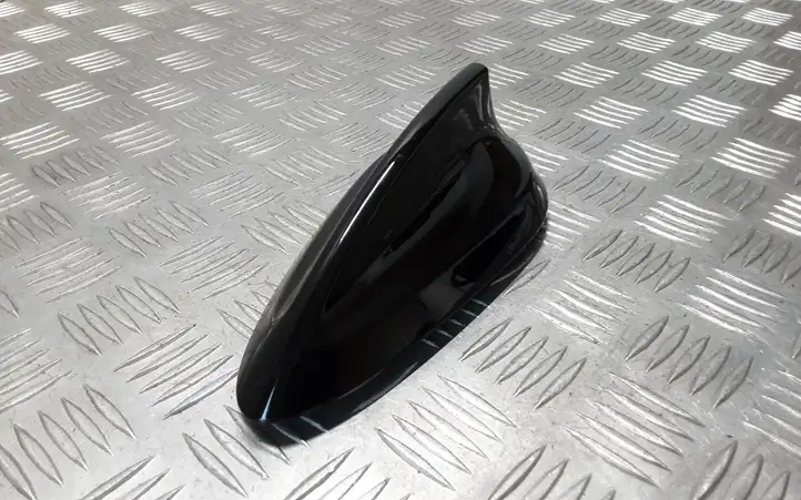 BMW 3 F30 F35 F31 (2012 - 2018) 9227776 Крышка GPS-антенны — фото 2