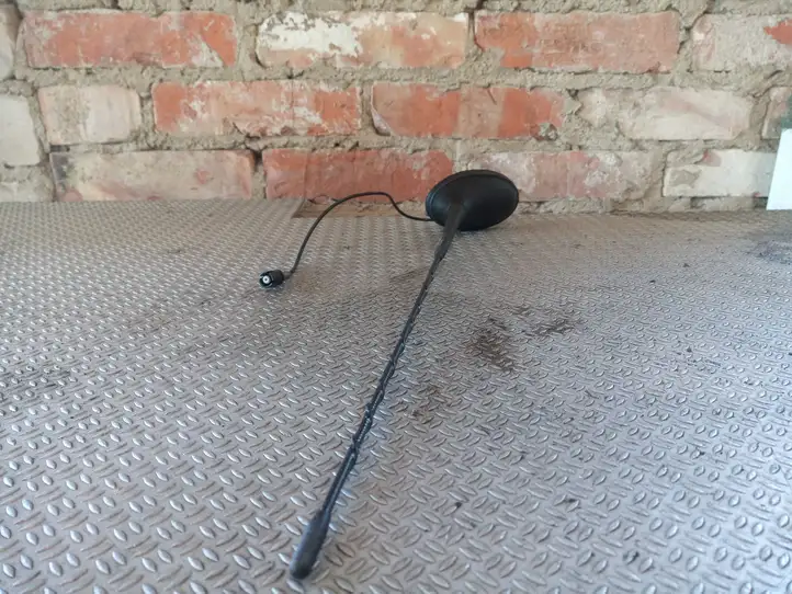 Peugeot 307 (2005 - 2008)  723847001 Антенна (антенна GPS)