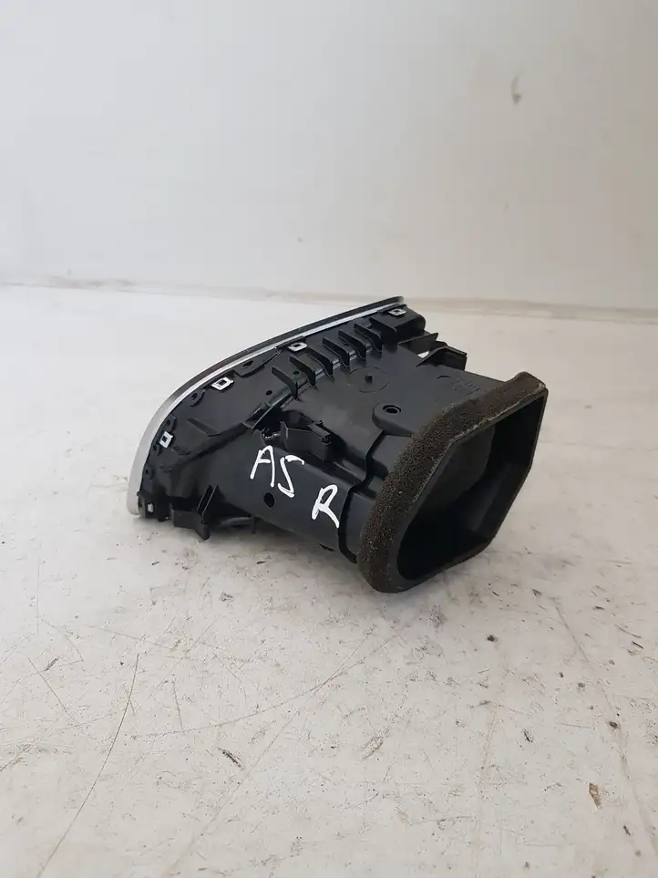 Audi A5 8T 8F (2007 - 2011) 8T1820902C Боковой воздушный дефлектор — фото 2