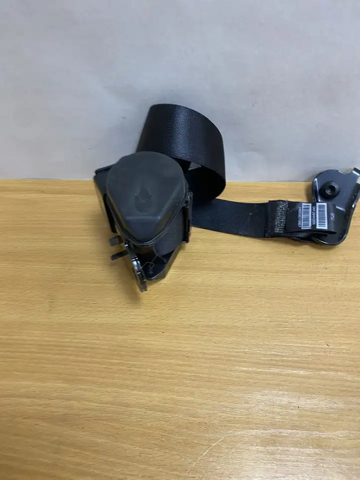 BMW X5 E70 (2006 - 2013) 608914600C Задний ремень безопасности — фото 4