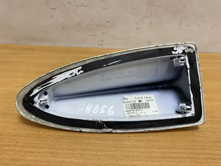 BMW X5 E70 (2006 - 2013) 6972573 Крышка GPS-антенны — фото 4