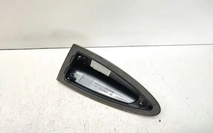 BMW 3 E90 E91 (2005 - 2012) 9165513 Крышка GPS-антенны — фото 2